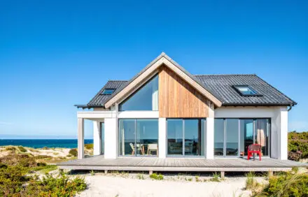 Seaside Stillness – Summerhouse on Denmark’s West Coast
