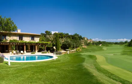Luxury on Terre Blanche – Provençal Golf Hideaway